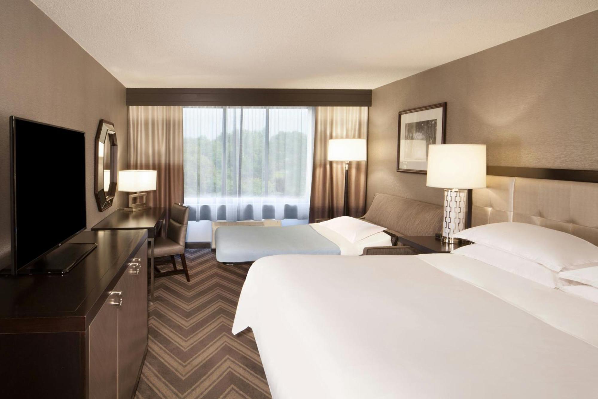 Sheraton Bucks County Hotel Langhorne
