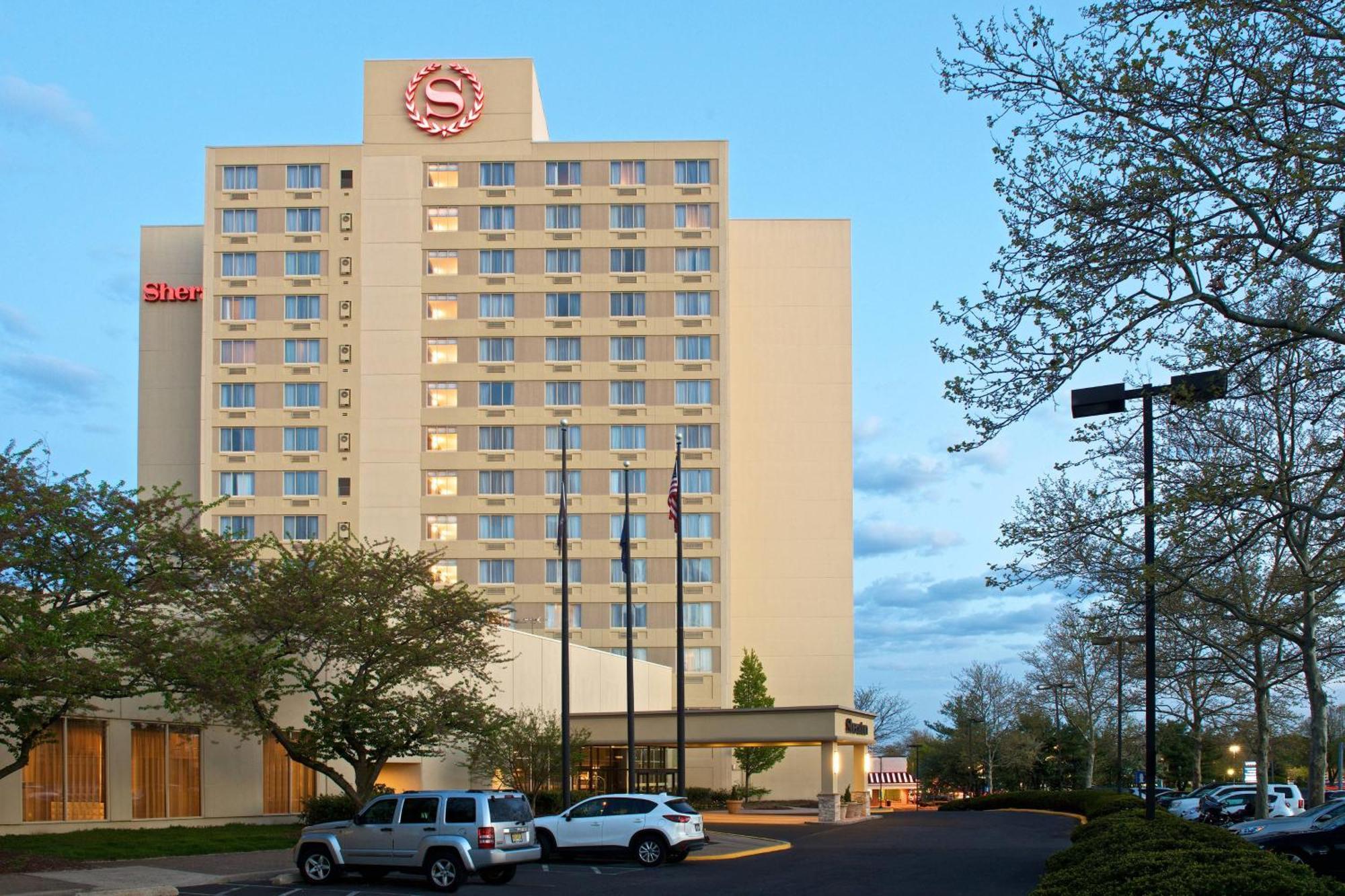 Sheraton Bucks County Hotel 3*